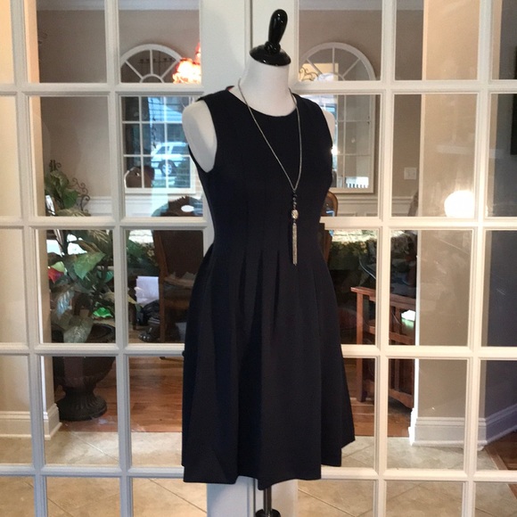 5🌟 Vince Camuto Navy Dress w POCKETS - Picture 7 of 8